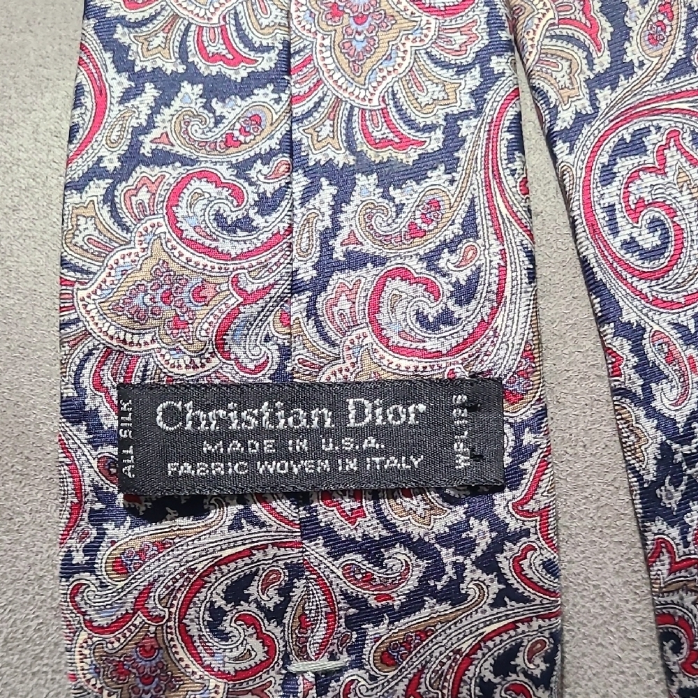 Vtg Christian Dior Paisley Silk Tie All Silk Made In USA Fabric Woven In ITALY